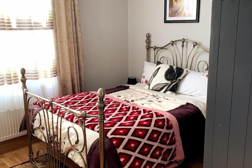 Stylish And Cosy 3 Bedroom Appartment London Bagian luar foto