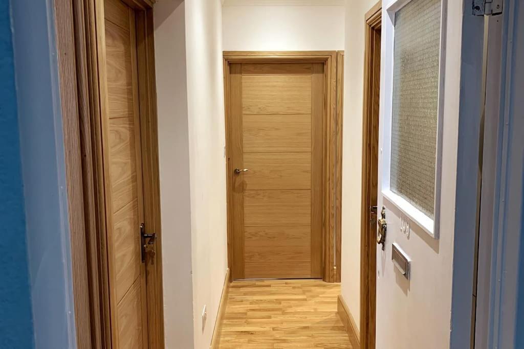 Stylish And Cosy 3 Bedroom Appartment London Bagian luar foto